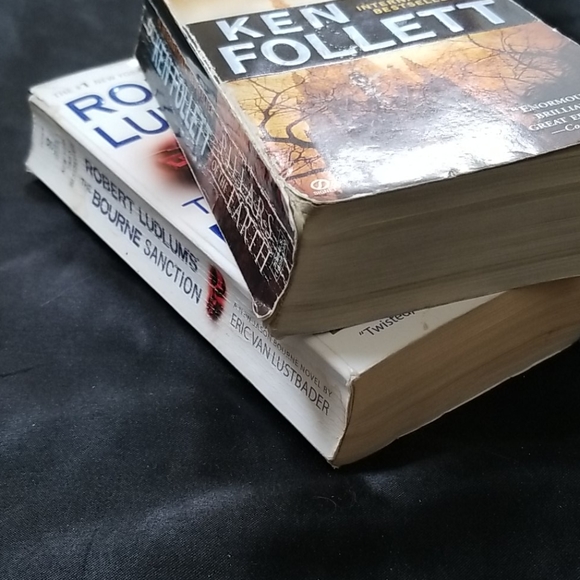 📚ROBERT LUDLUM and KEN FOLLETT PAPERBACKS - Picture 6 of 6